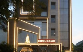 Hotel Cardinal Express Oxmo Delhi Airport With One Way Airport Transfr Free